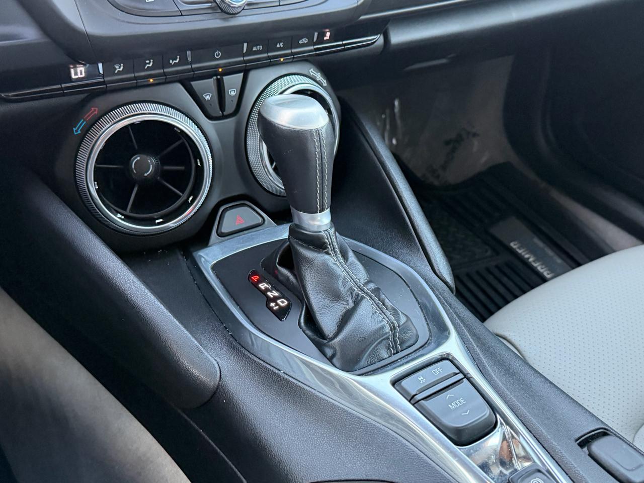 Chevrolet Camaro 2dr Cpe 1LT 2016