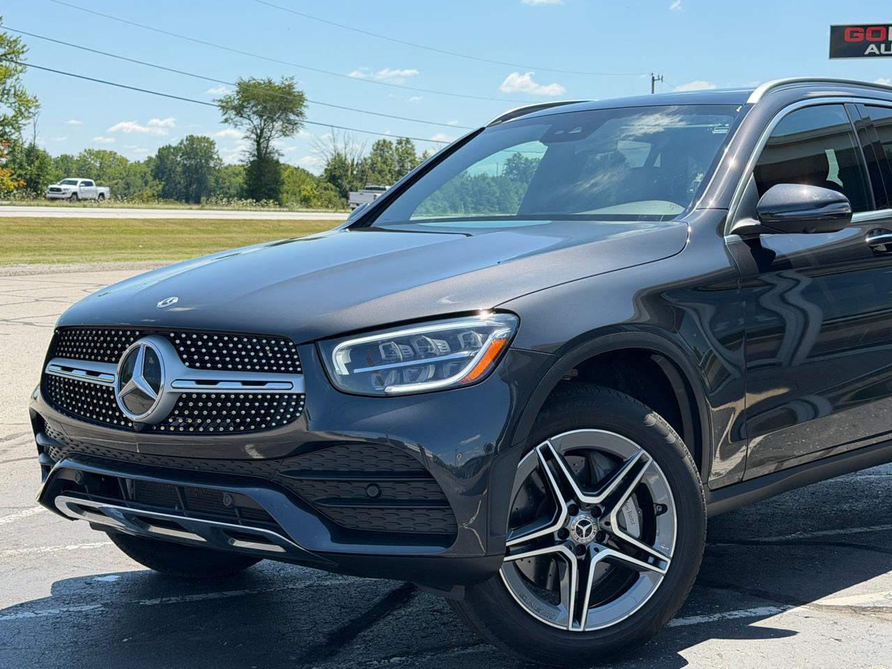 Mercedes-Benz GLC GLC 300 4MATIC SUV 2022