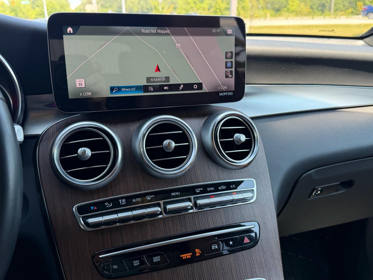 Mercedes-Benz GLC GLC 300 4MATIC SUV 2022