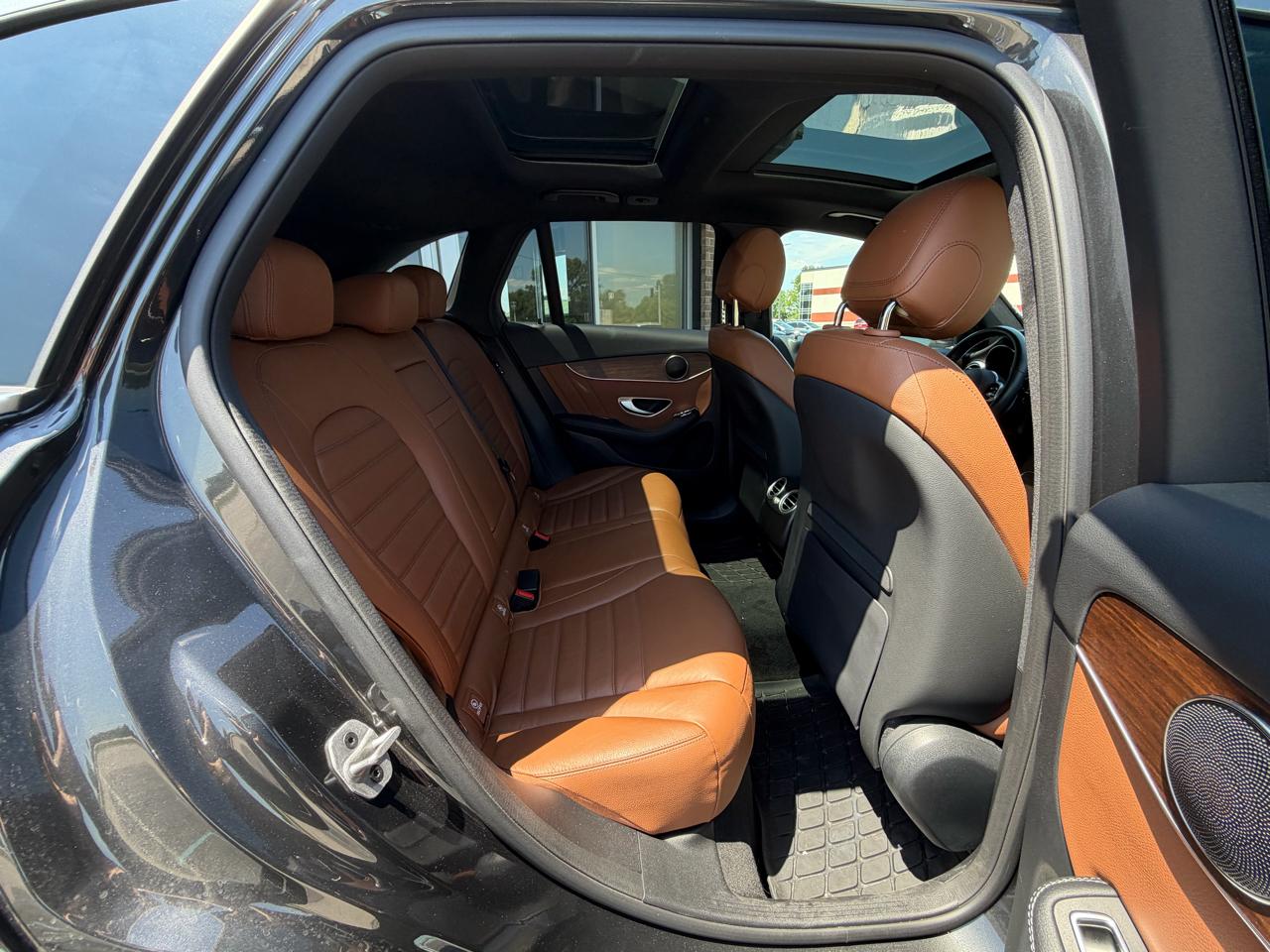Mercedes-Benz GLC GLC 300 4MATIC SUV 2022