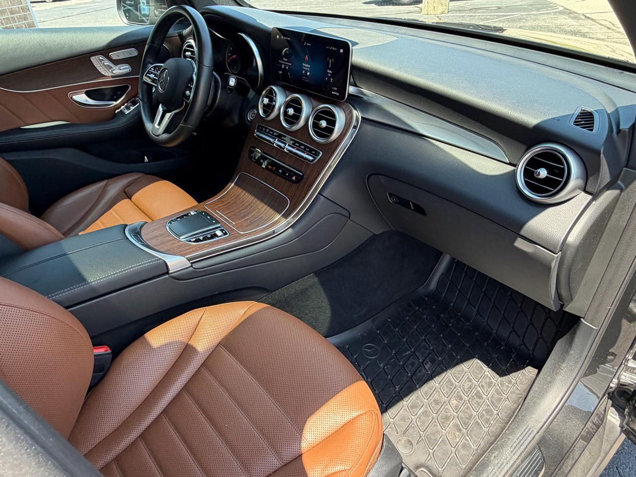 Mercedes-Benz GLC GLC 300 4MATIC SUV 2022