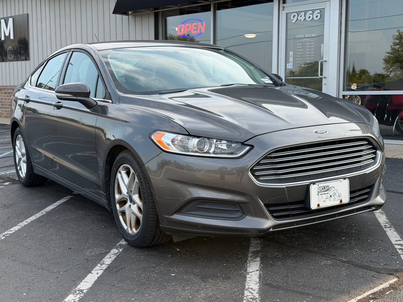 Ford Fusion 4dr Sdn SE FWD 2016