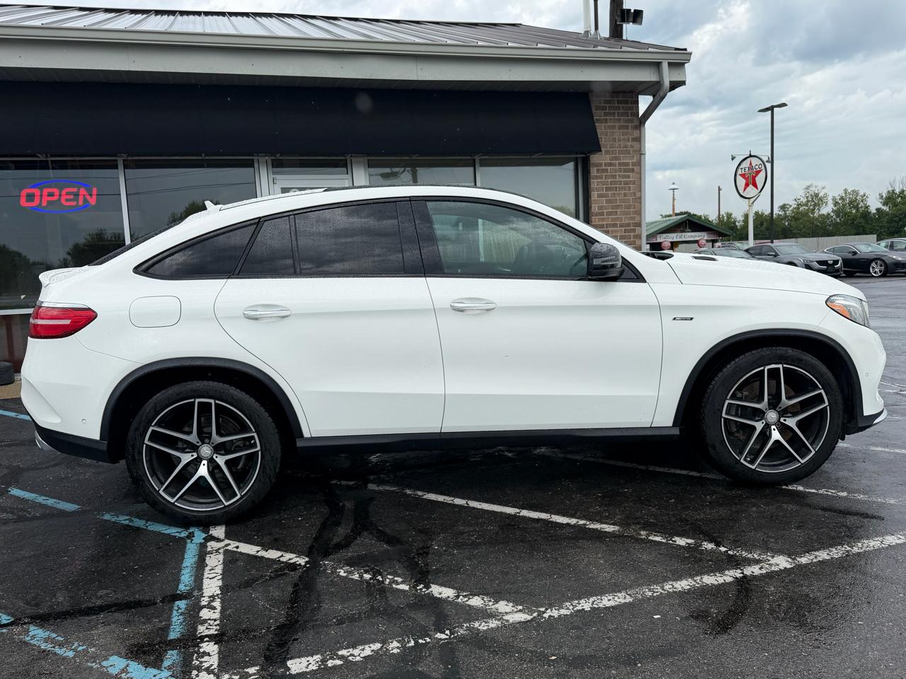 Mercedes-Benz GLE 4MATIC 4dr GLE 450 AMG Cpe 2016