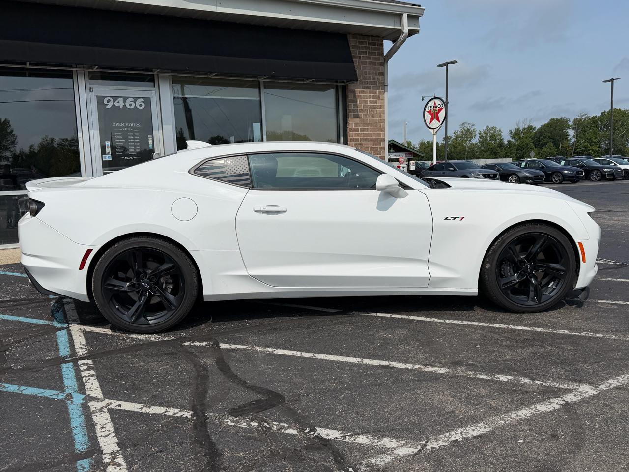 Chevrolet Camaro 2dr Cpe LT1 2021