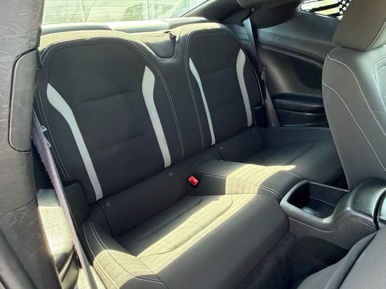 Chevrolet Camaro 2dr Cpe LT1 2021