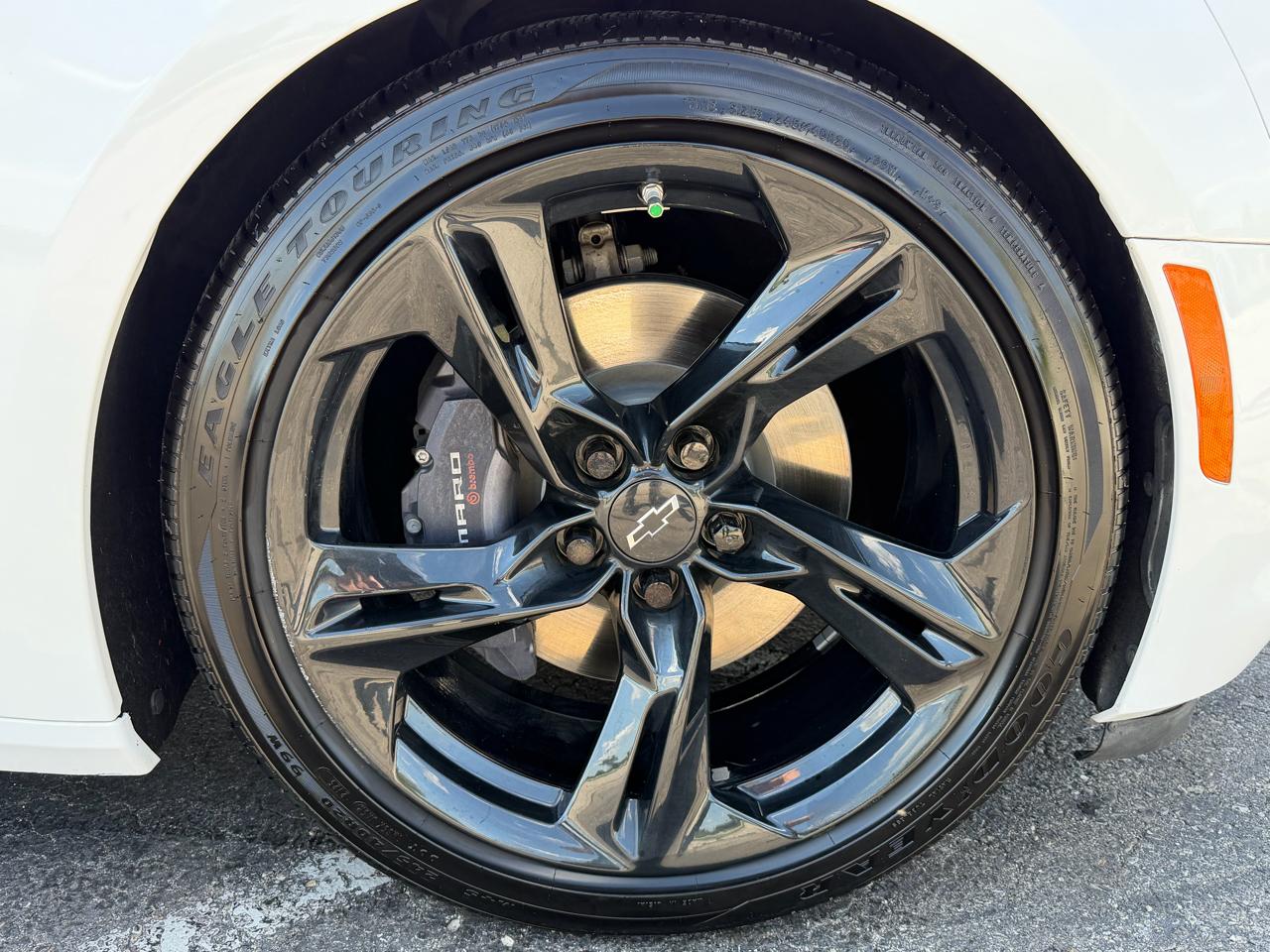 Chevrolet Camaro 2dr Cpe LT1 2021