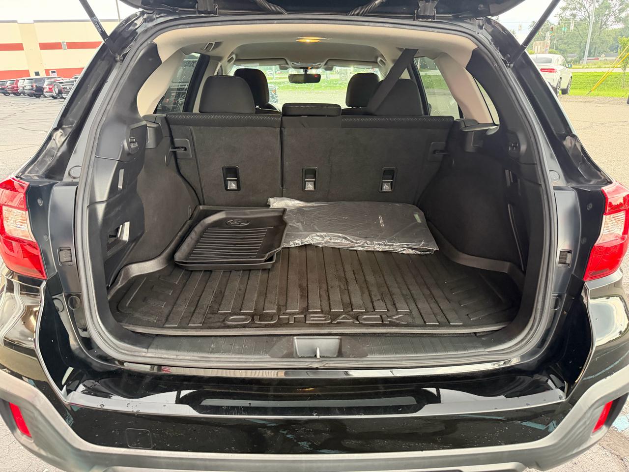 Subaru Outback 2.5i Premium 2019