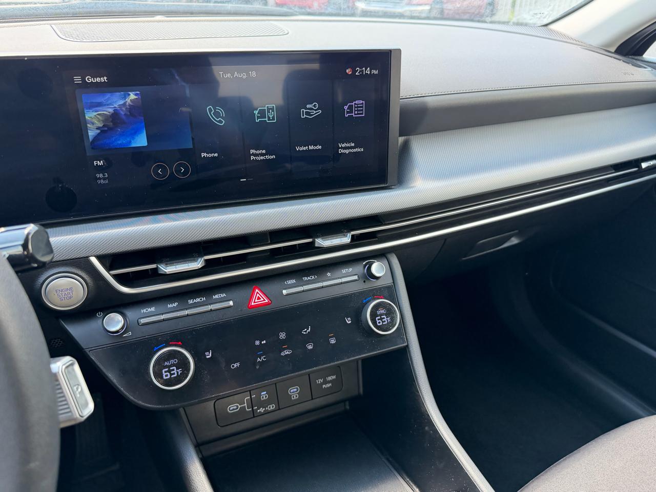 Hyundai Sonata SEL FWD 2025