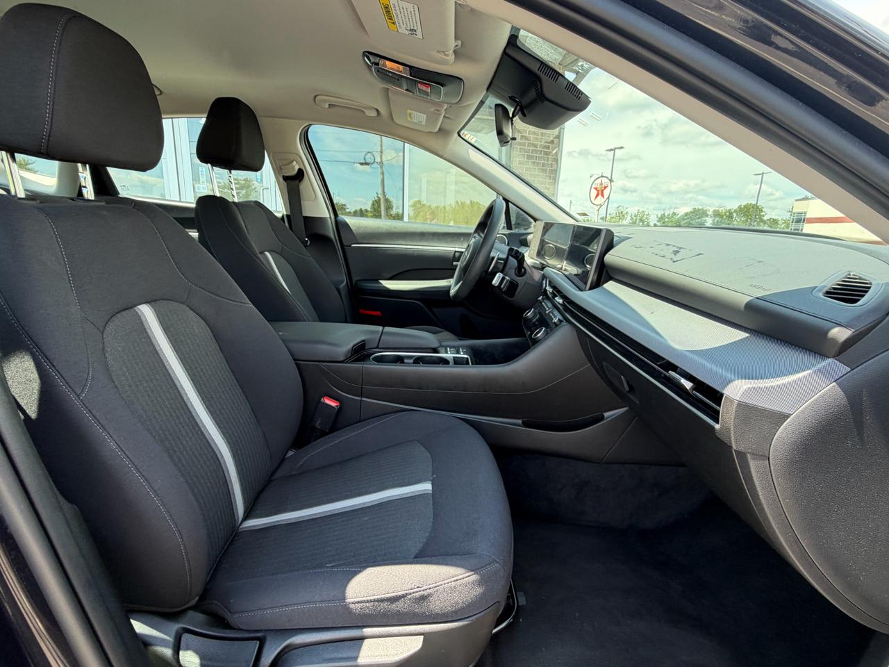 Hyundai Sonata SEL FWD 2025