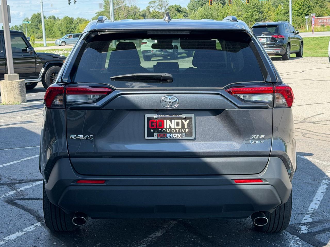 Toyota RAV4 Hybrid XLE AWD (Natl) 2025