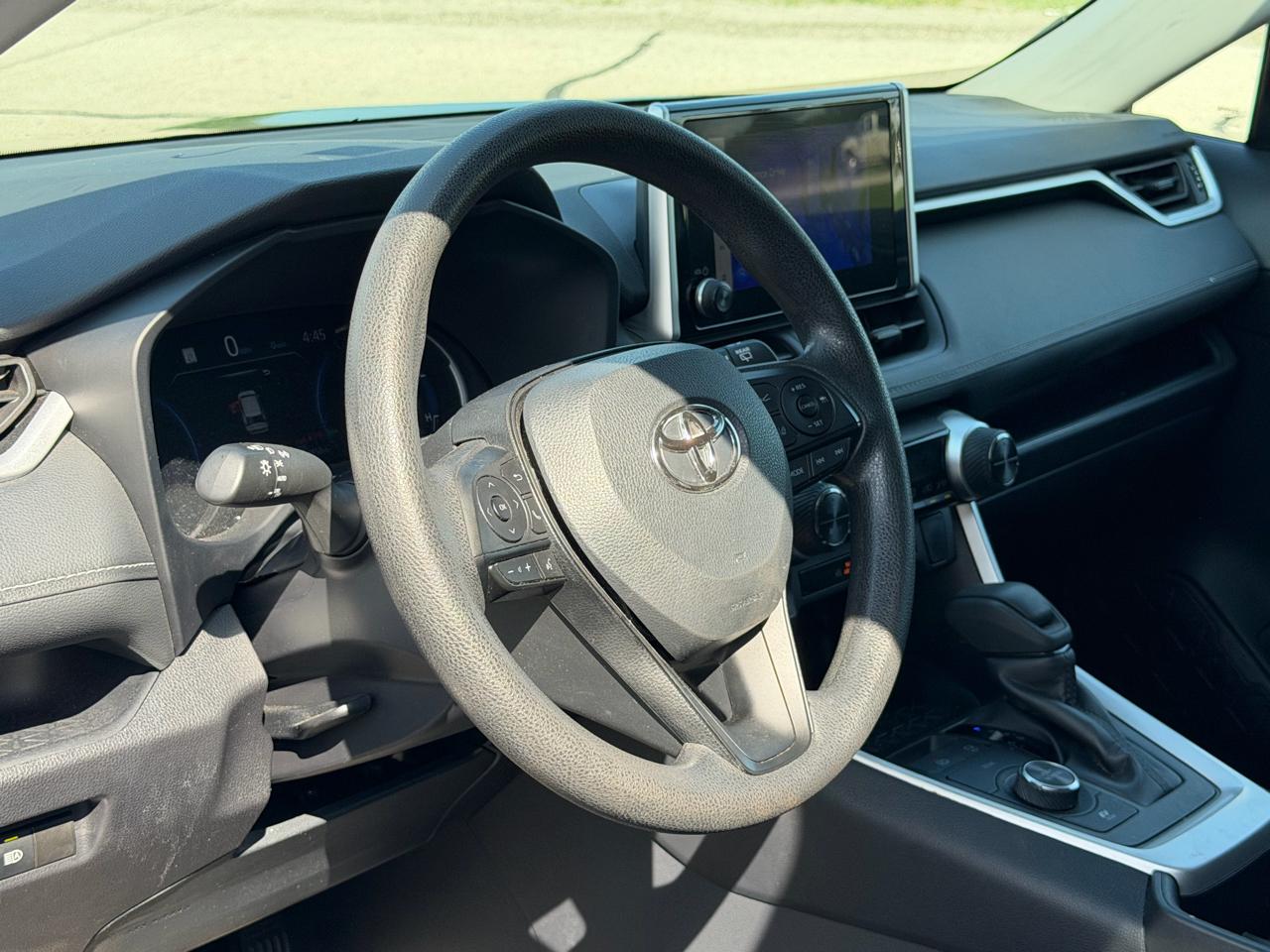 Toyota RAV4 Hybrid XLE AWD (Natl) 2025