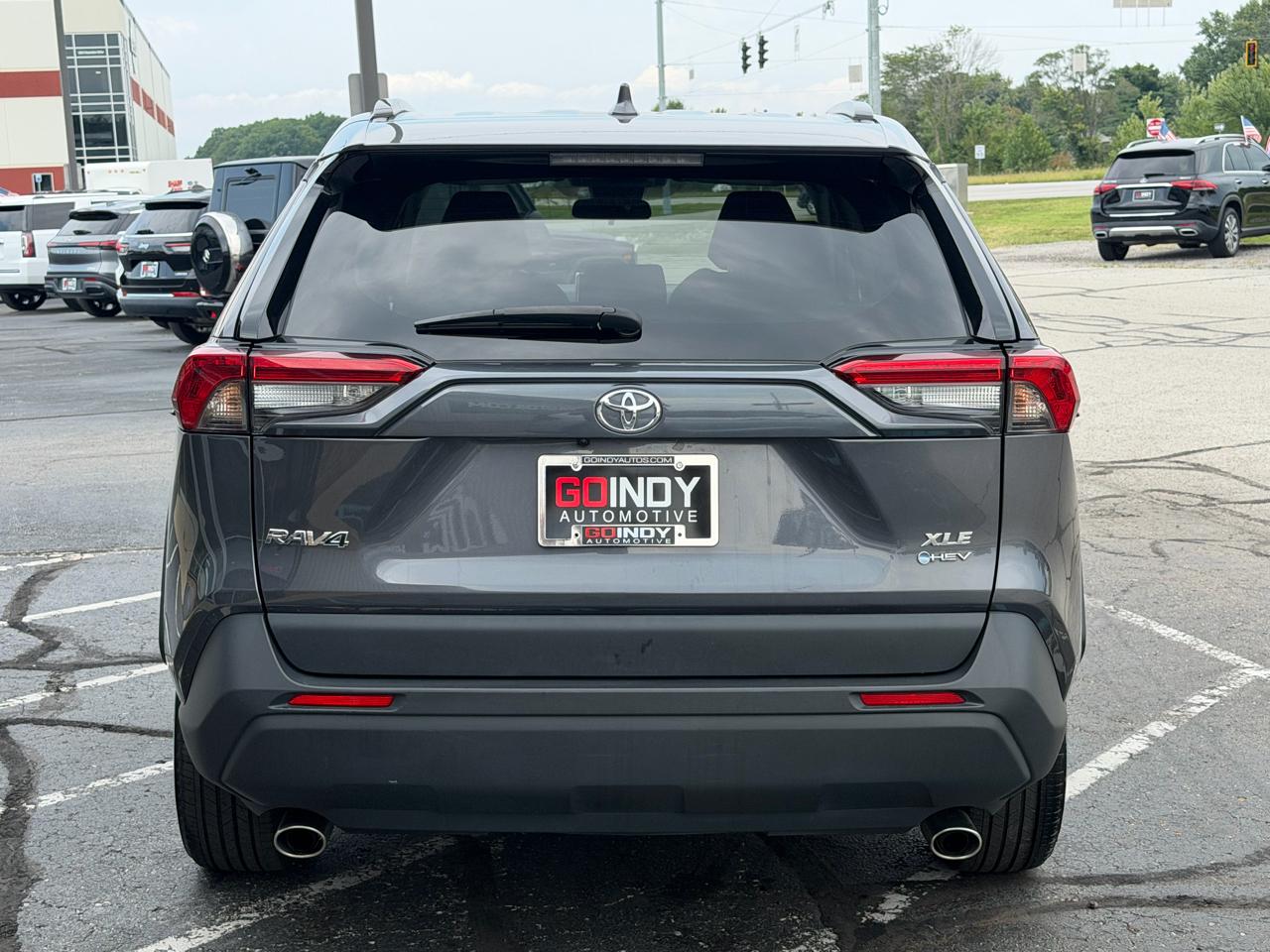 Toyota RAV4 Hybrid XLE AWD (Natl) 2025
