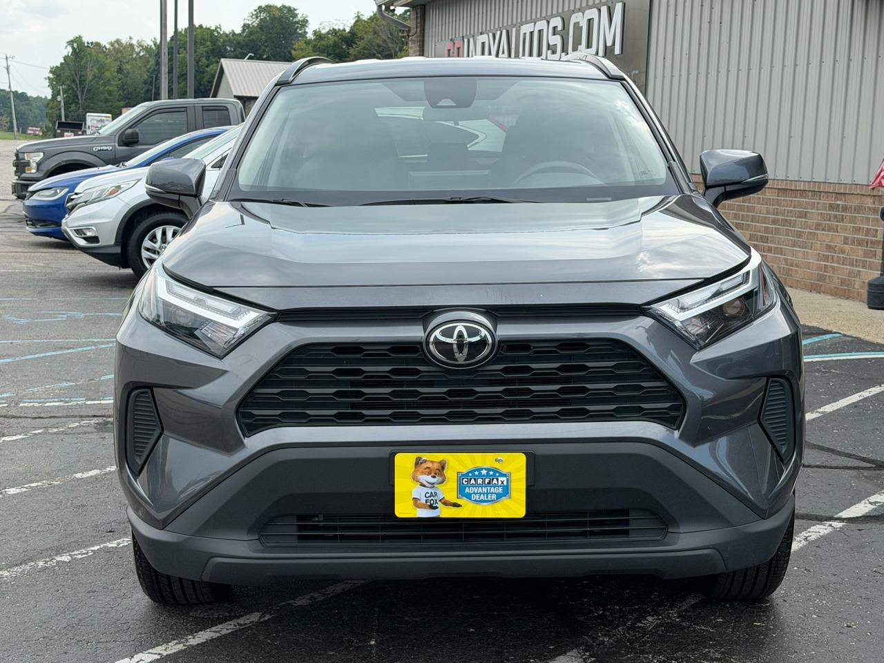 Toyota RAV4 Hybrid XLE AWD (Natl) 2025