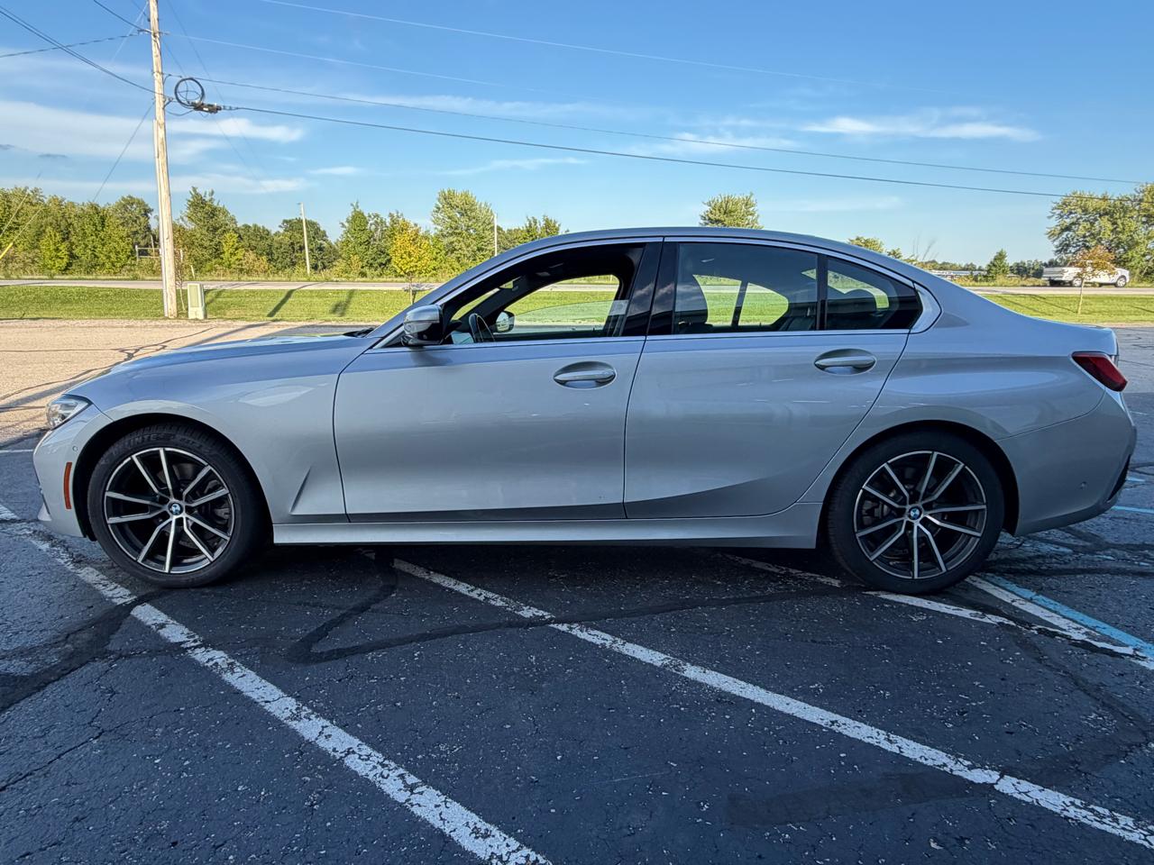 BMW 3 Series 330i Sedan 2019