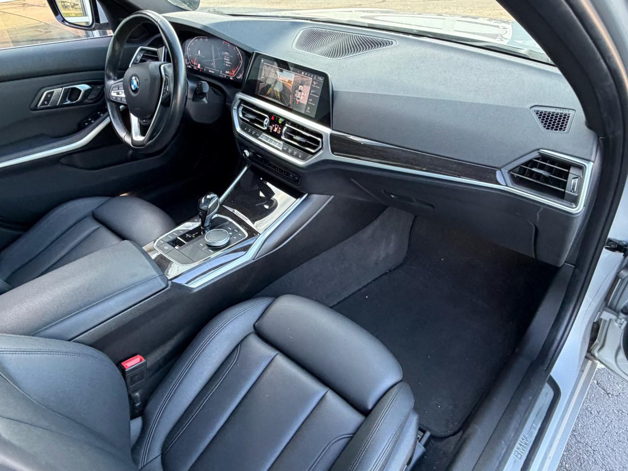 BMW 3 Series 330i Sedan 2019
