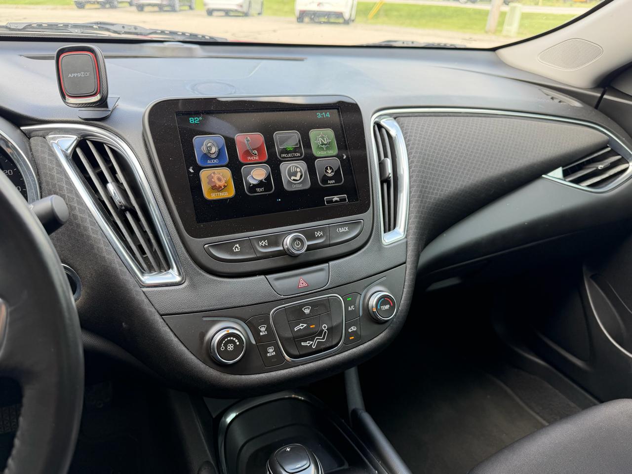 Chevrolet Malibu 4dr Sdn LT w/1LT 2018