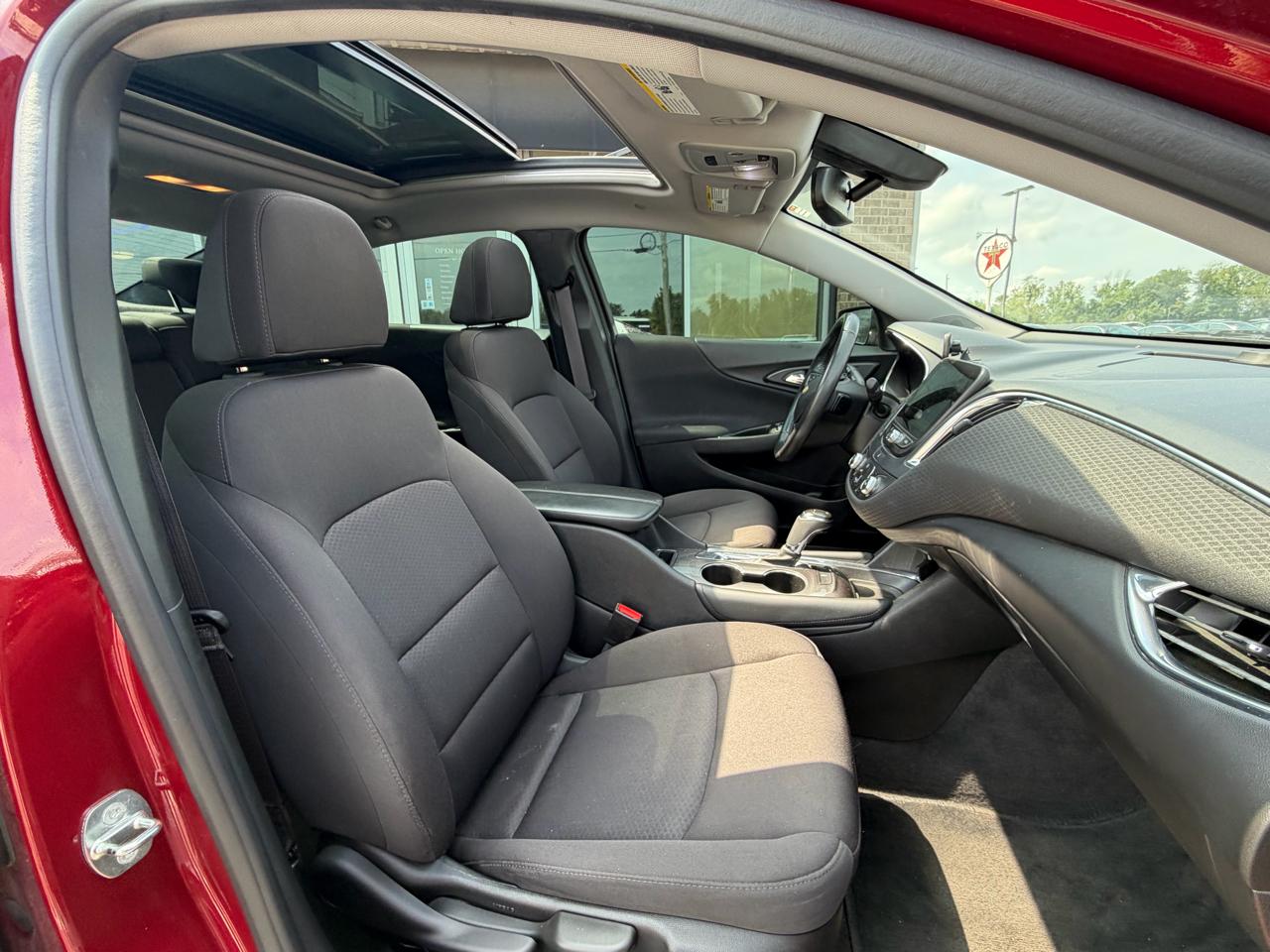 Chevrolet Malibu 4dr Sdn LT w/1LT 2018