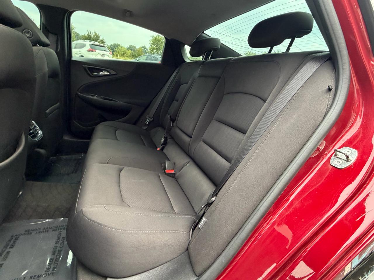 Chevrolet Malibu 4dr Sdn LT w/1LT 2018