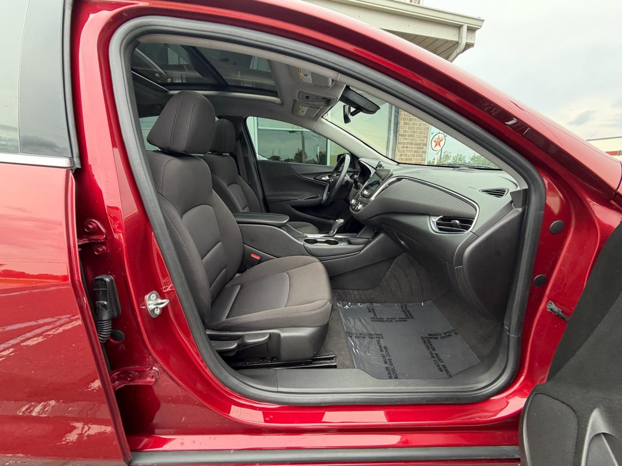 Chevrolet Malibu 4dr Sdn LT w/1LT 2018