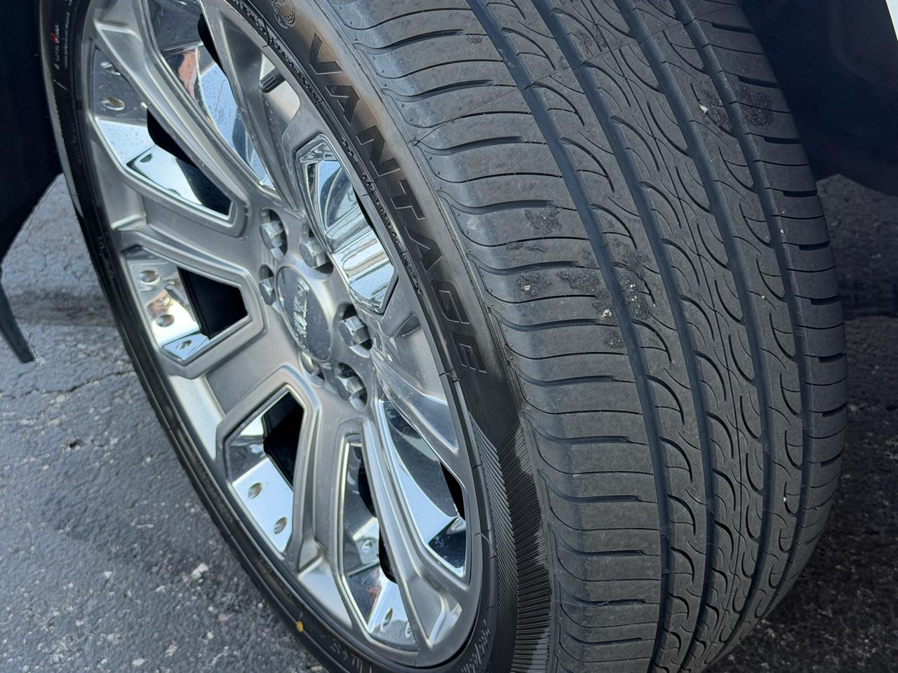 GMC Yukon 4WD 4dr Denali 2018