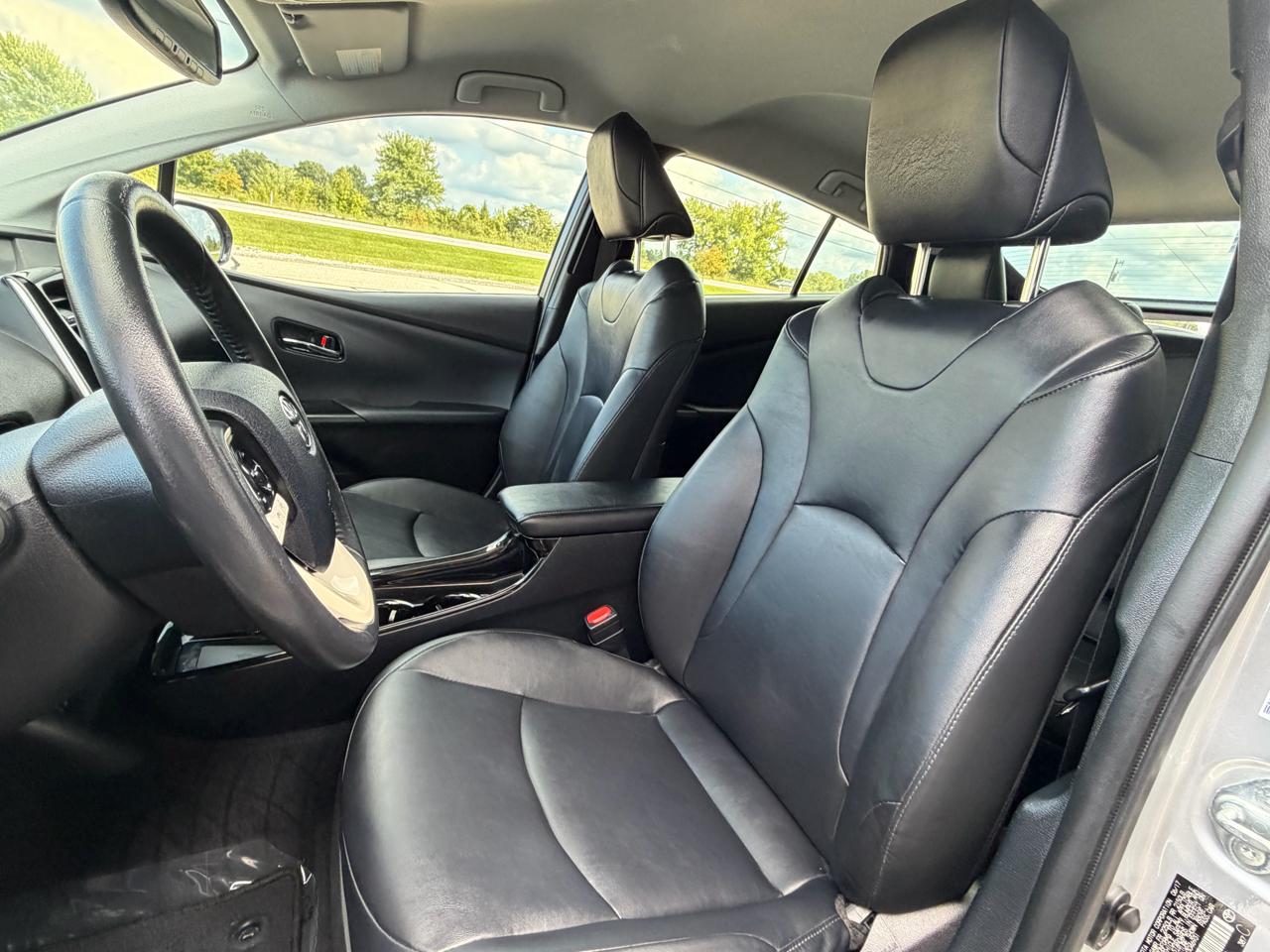 Toyota Prius Four Touring 2017
