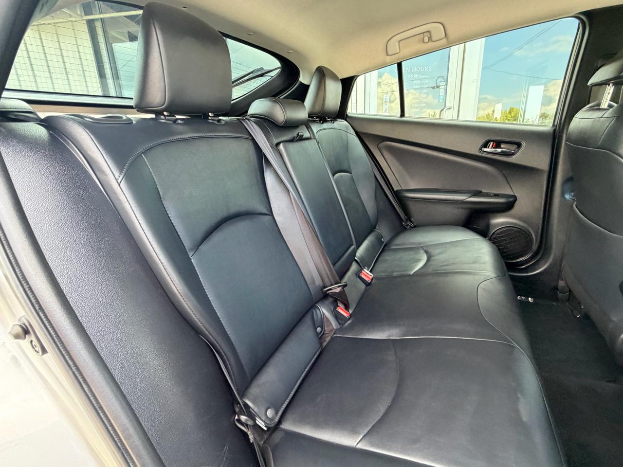 Toyota Prius Four Touring 2017