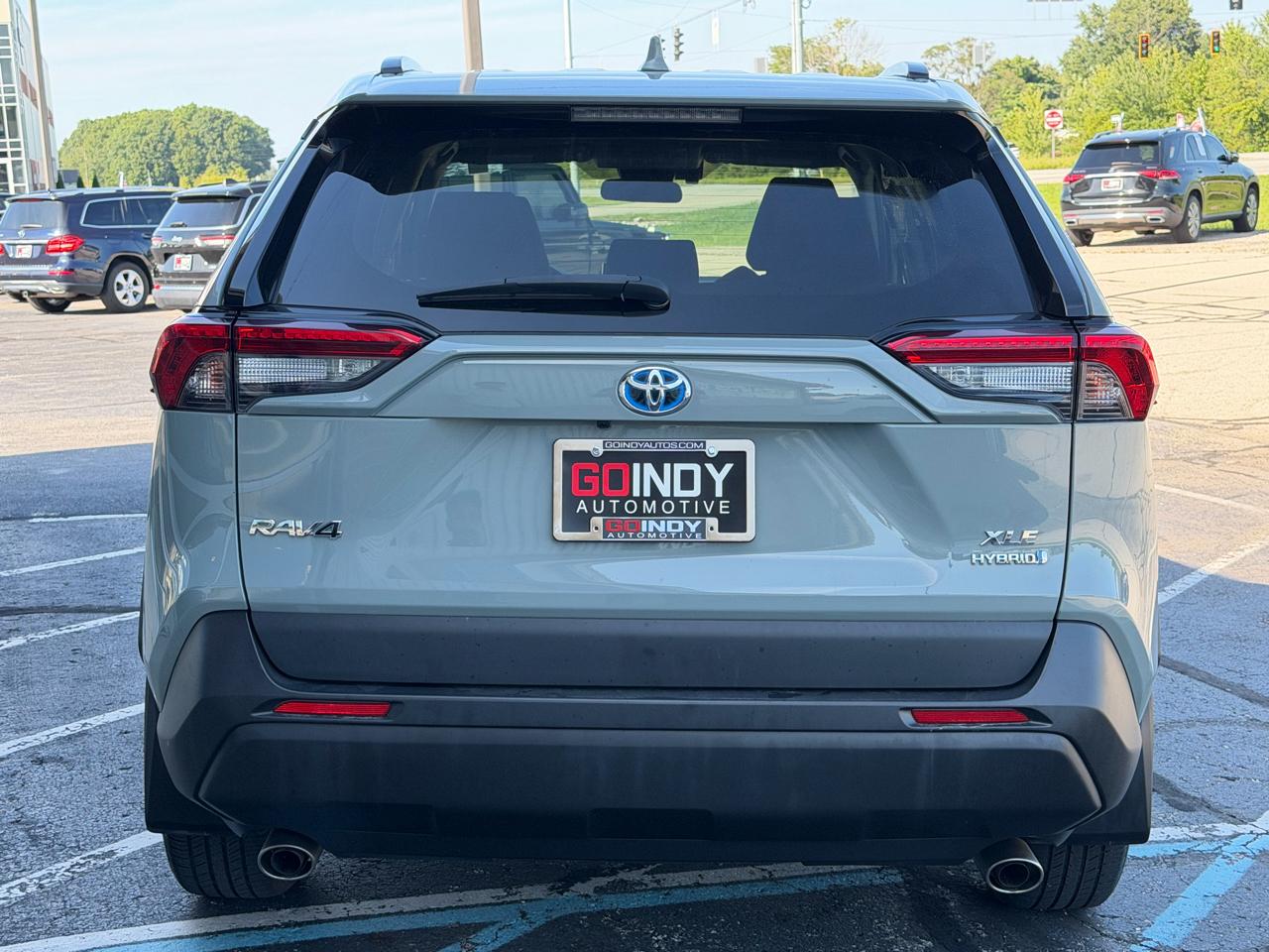 Toyota RAV4 Hybrid XLE AWD (Natl) 2020