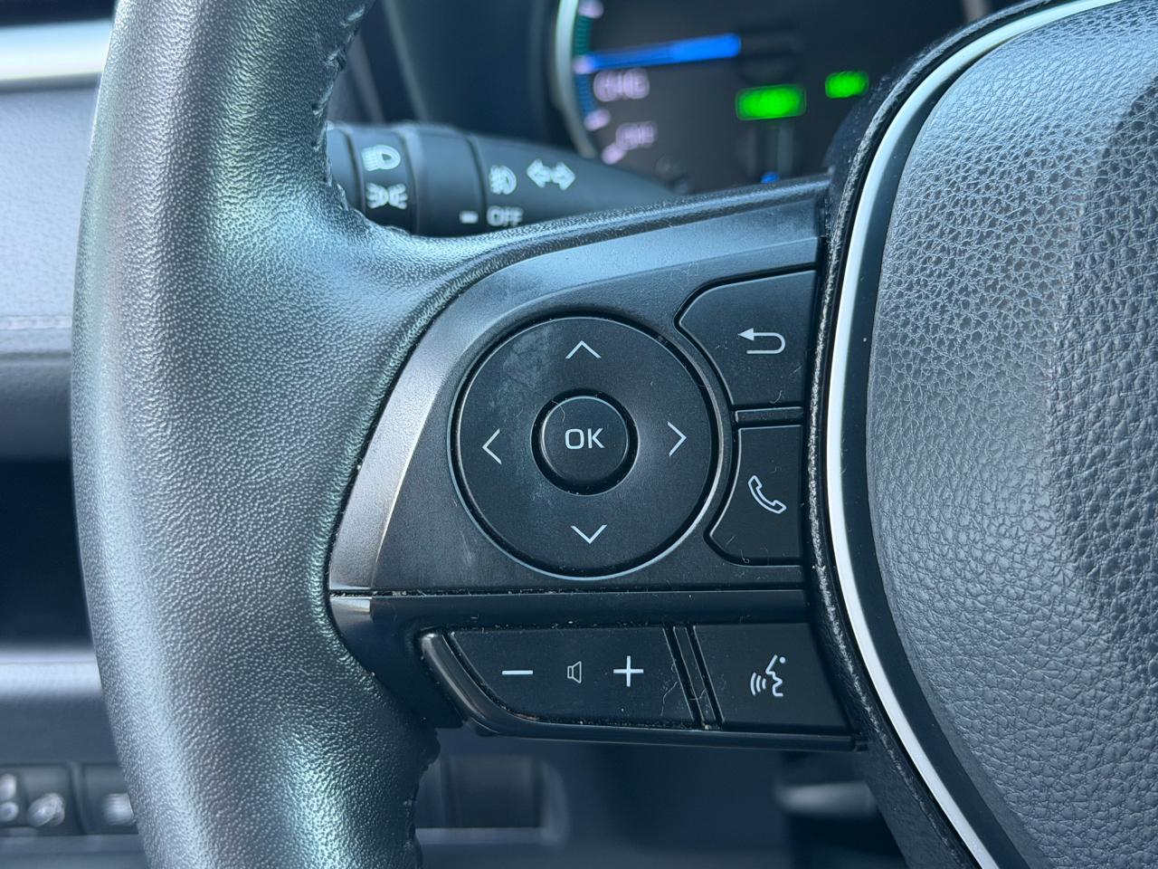 Toyota RAV4 Hybrid XLE AWD (Natl) 2020