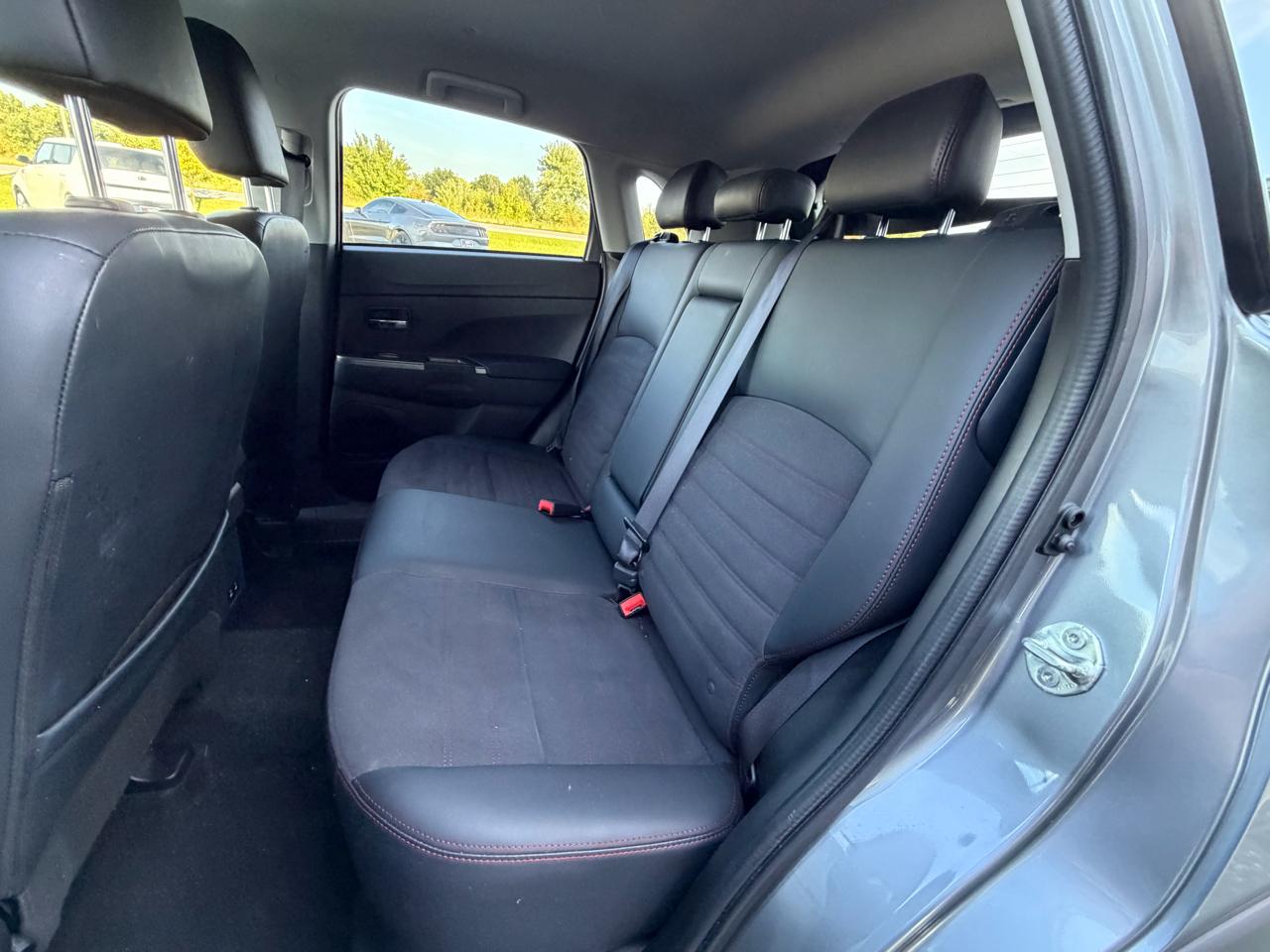 Mitsubishi Outlander Sport SE 2026