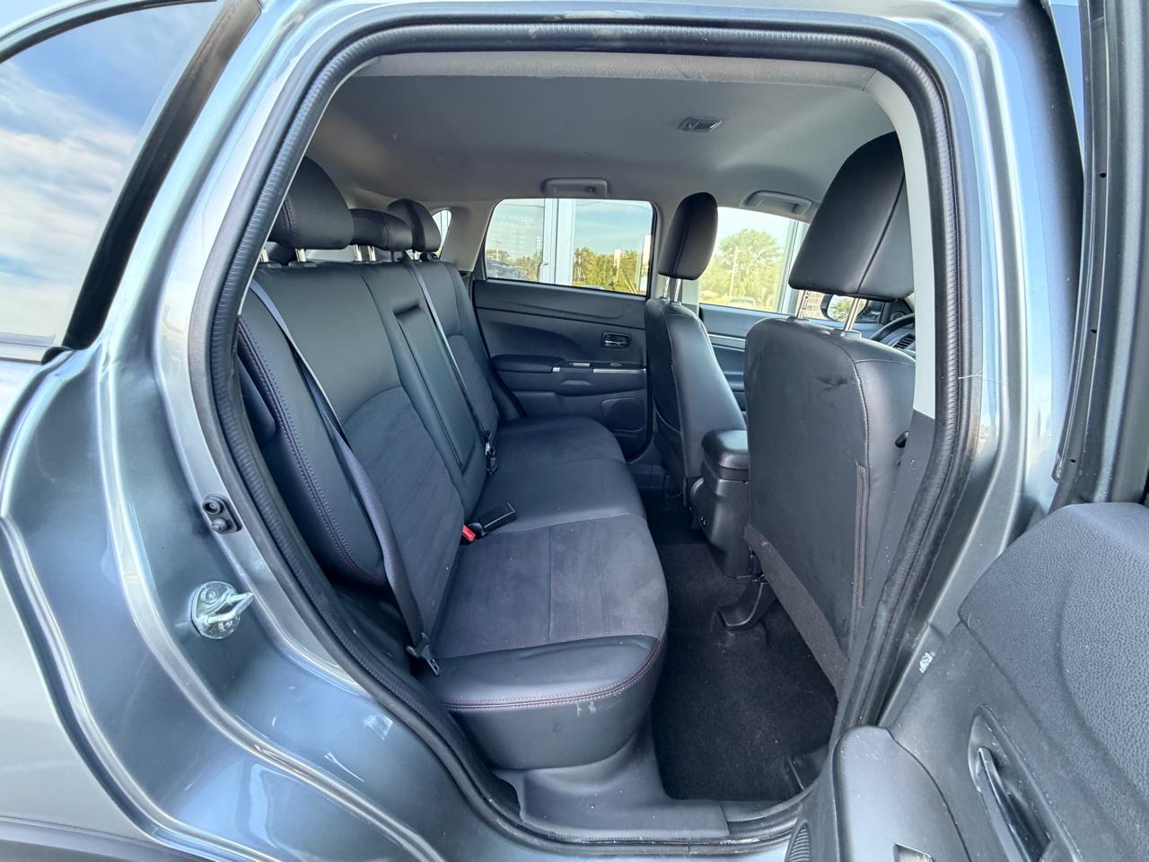 Mitsubishi Outlander Sport SE 2026