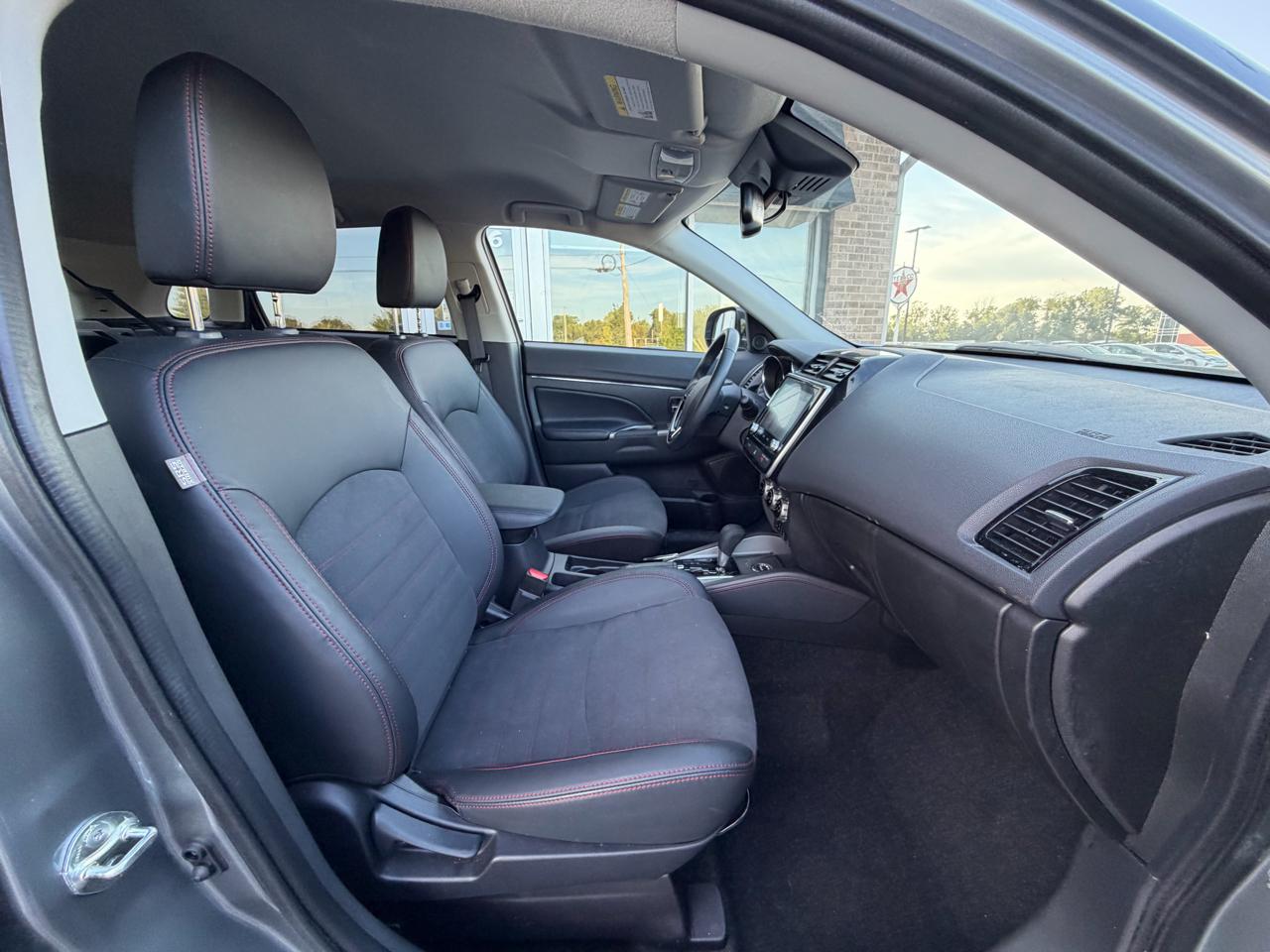Mitsubishi Outlander Sport SE 2026