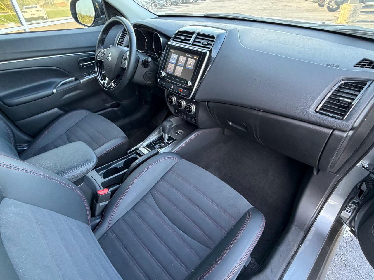 Mitsubishi Outlander Sport SE 2026
