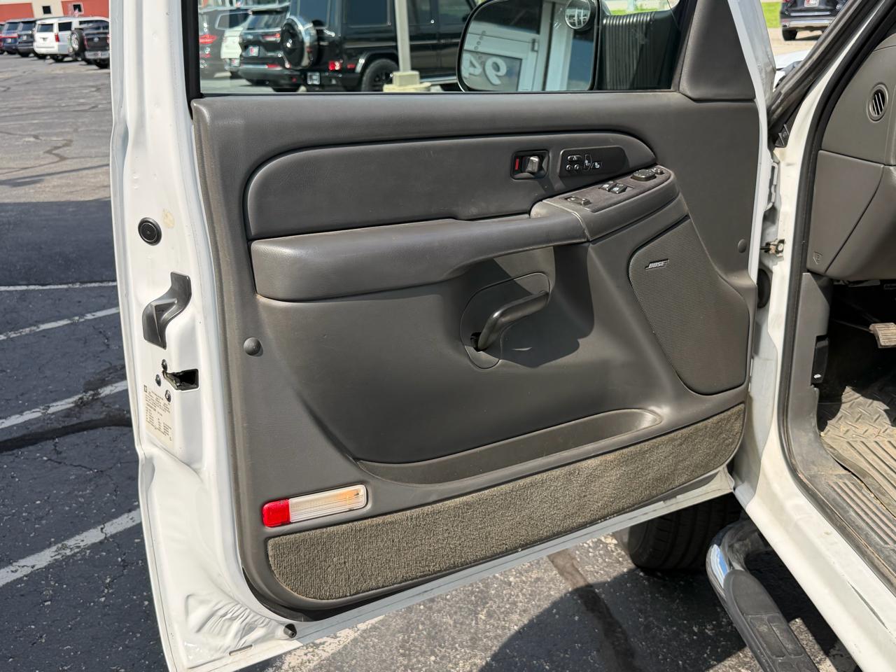 Chevrolet Silverado 2500HD Ext Cab 143.5" WB 4WD LT 2005