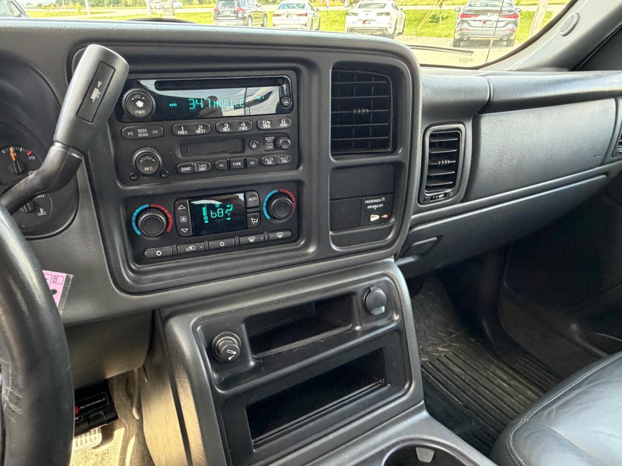 Chevrolet Silverado 2500HD Ext Cab 143.5" WB 4WD LT 2005