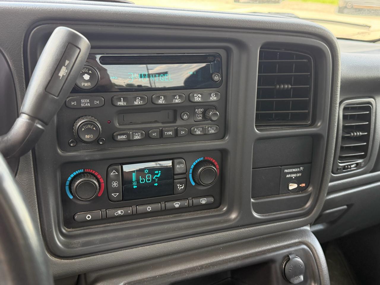 Chevrolet Silverado 2500HD Ext Cab 143.5" WB 4WD LT 2005