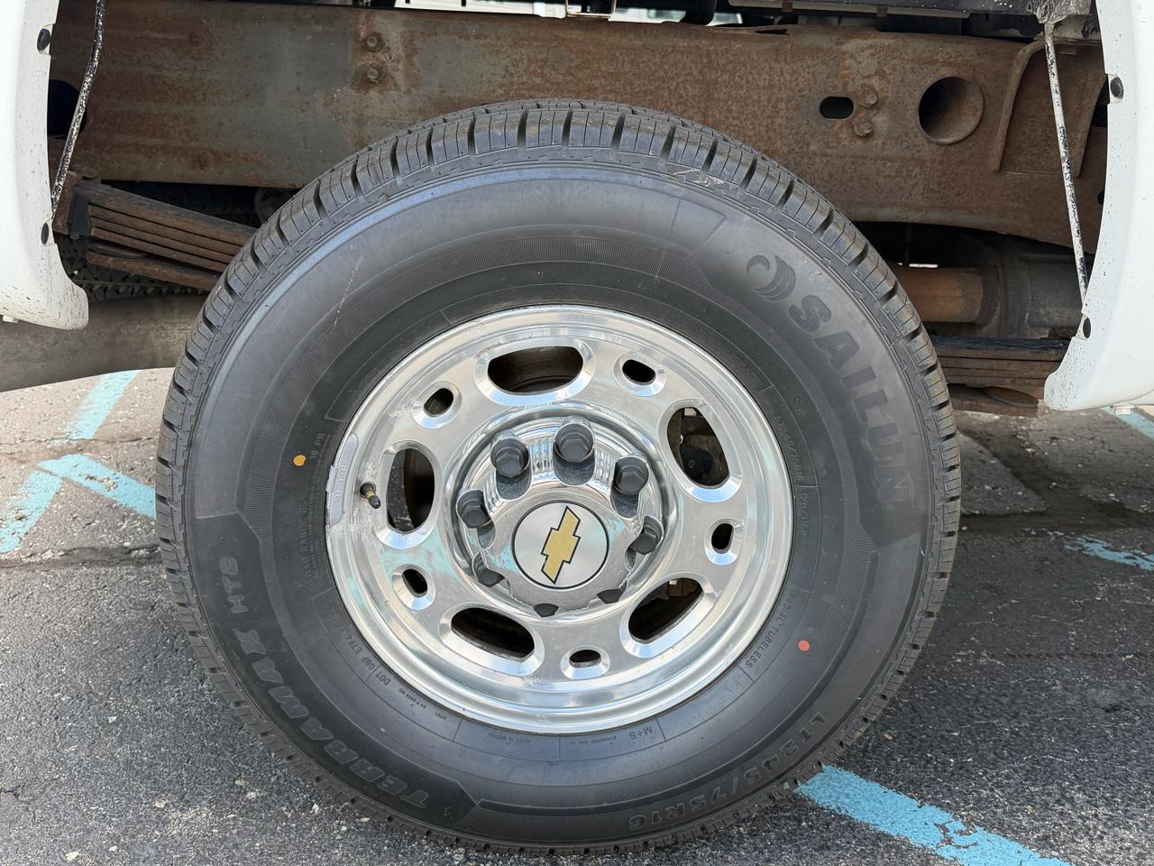 Chevrolet Silverado 2500HD Ext Cab 143.5" WB 4WD LT 2005