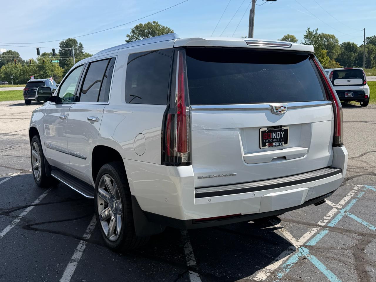 Cadillac Escalade 4WD 4dr Luxury 2019