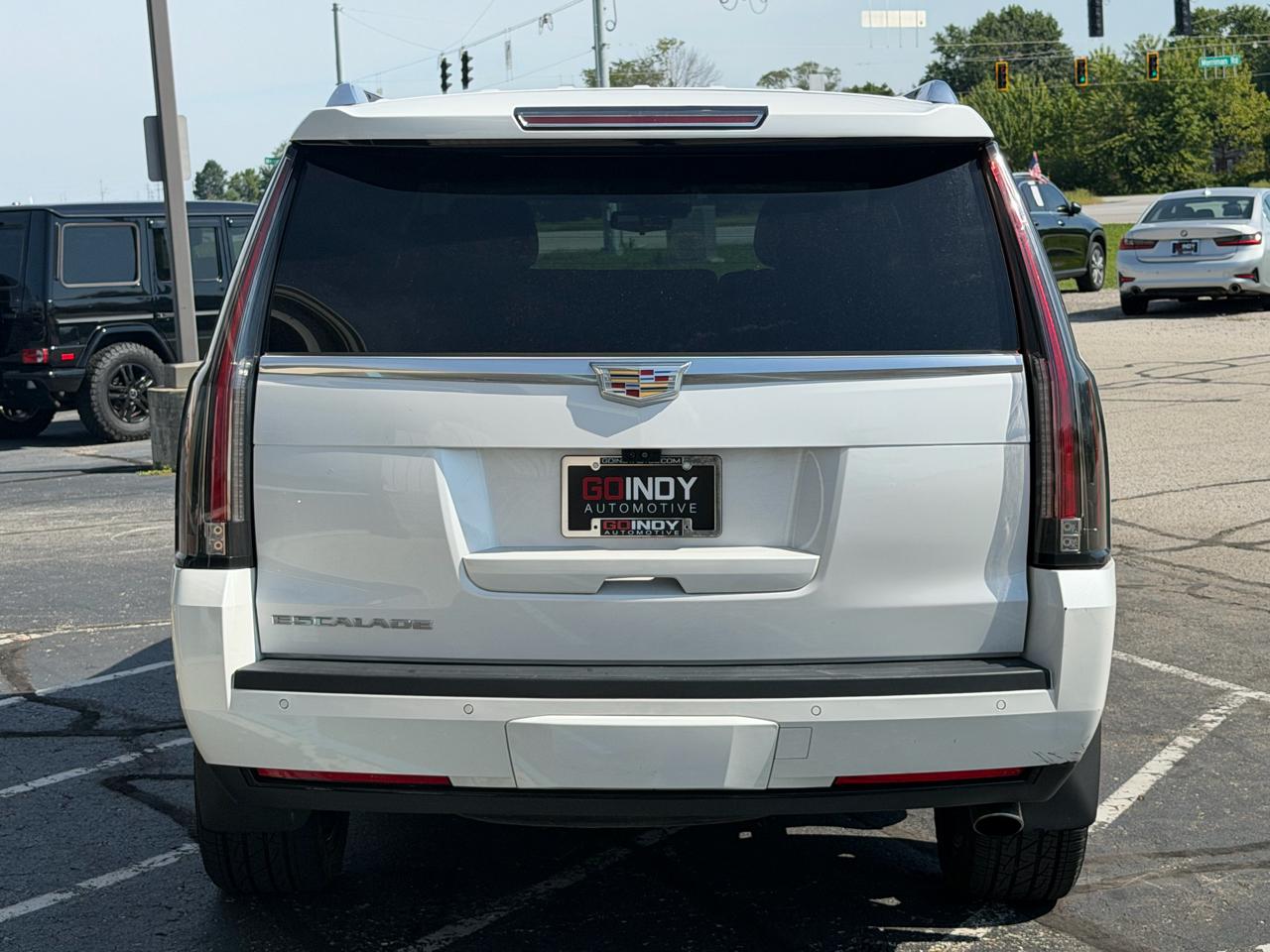 Cadillac Escalade 4WD 4dr Luxury 2019