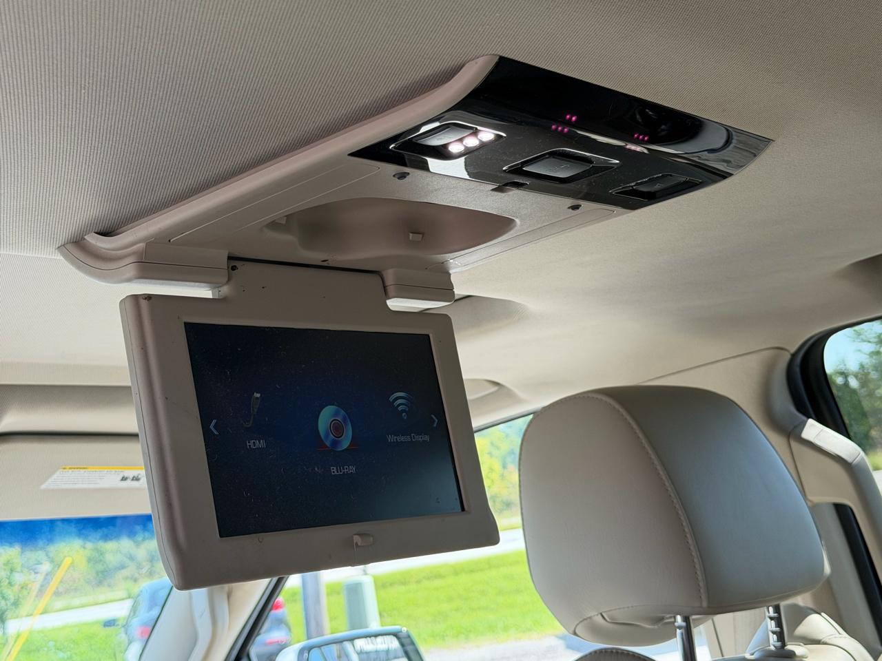 Cadillac Escalade 4WD 4dr Luxury 2019