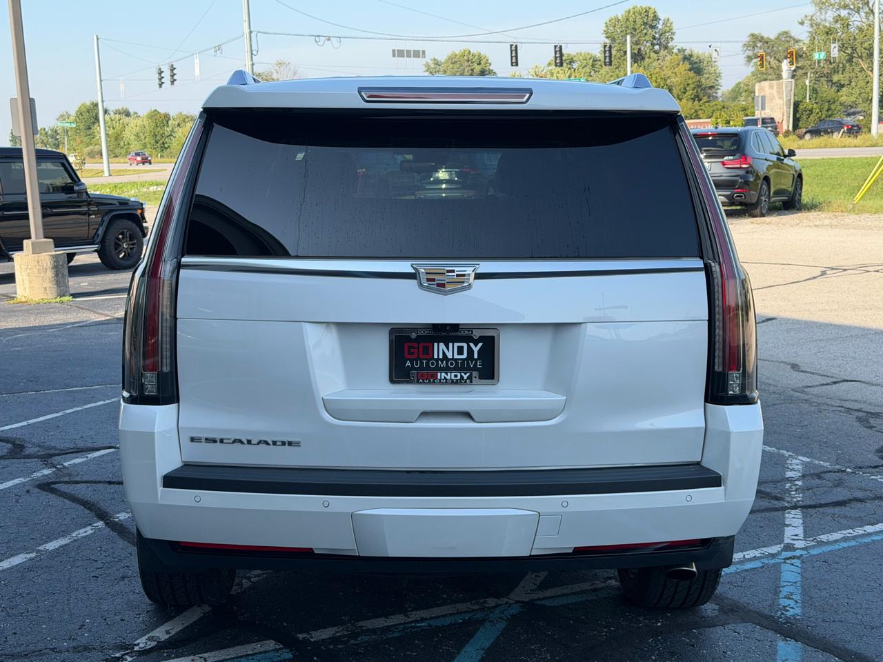 Cadillac Escalade 4WD 4dr Luxury 2019