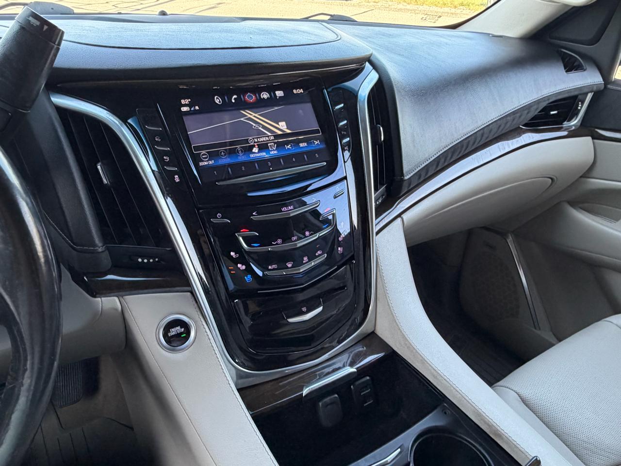 Cadillac Escalade 4WD 4dr Luxury 2019
