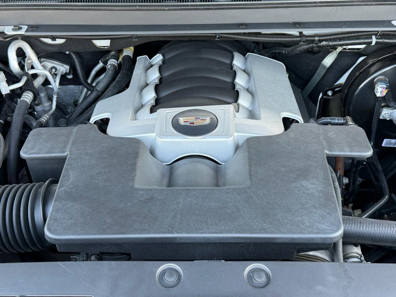 Cadillac Escalade 4WD 4dr Luxury 2019