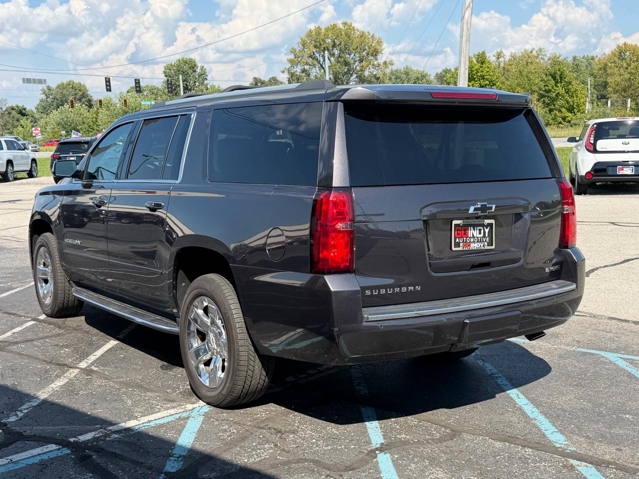 Chevrolet Suburban 4WD 4dr 1500 Premier 2017