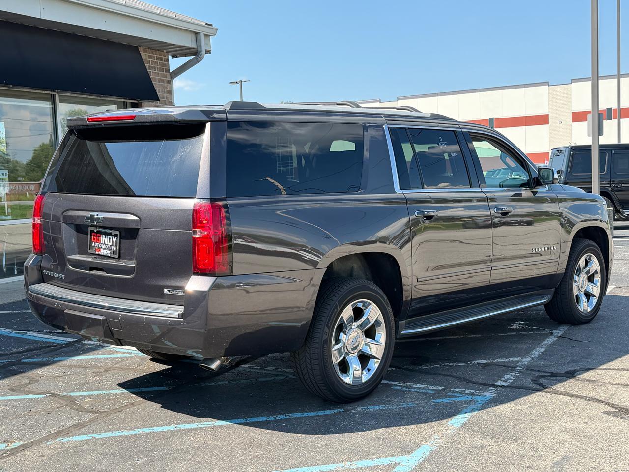 Chevrolet Suburban 4WD 4dr 1500 Premier 2017