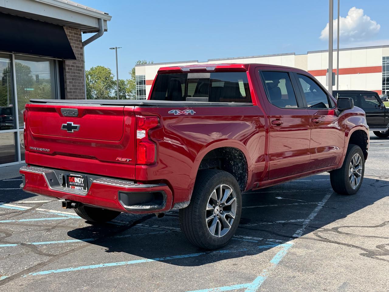 Chevrolet Silverado 1500 4WD Crew Cab 147" RST 2021