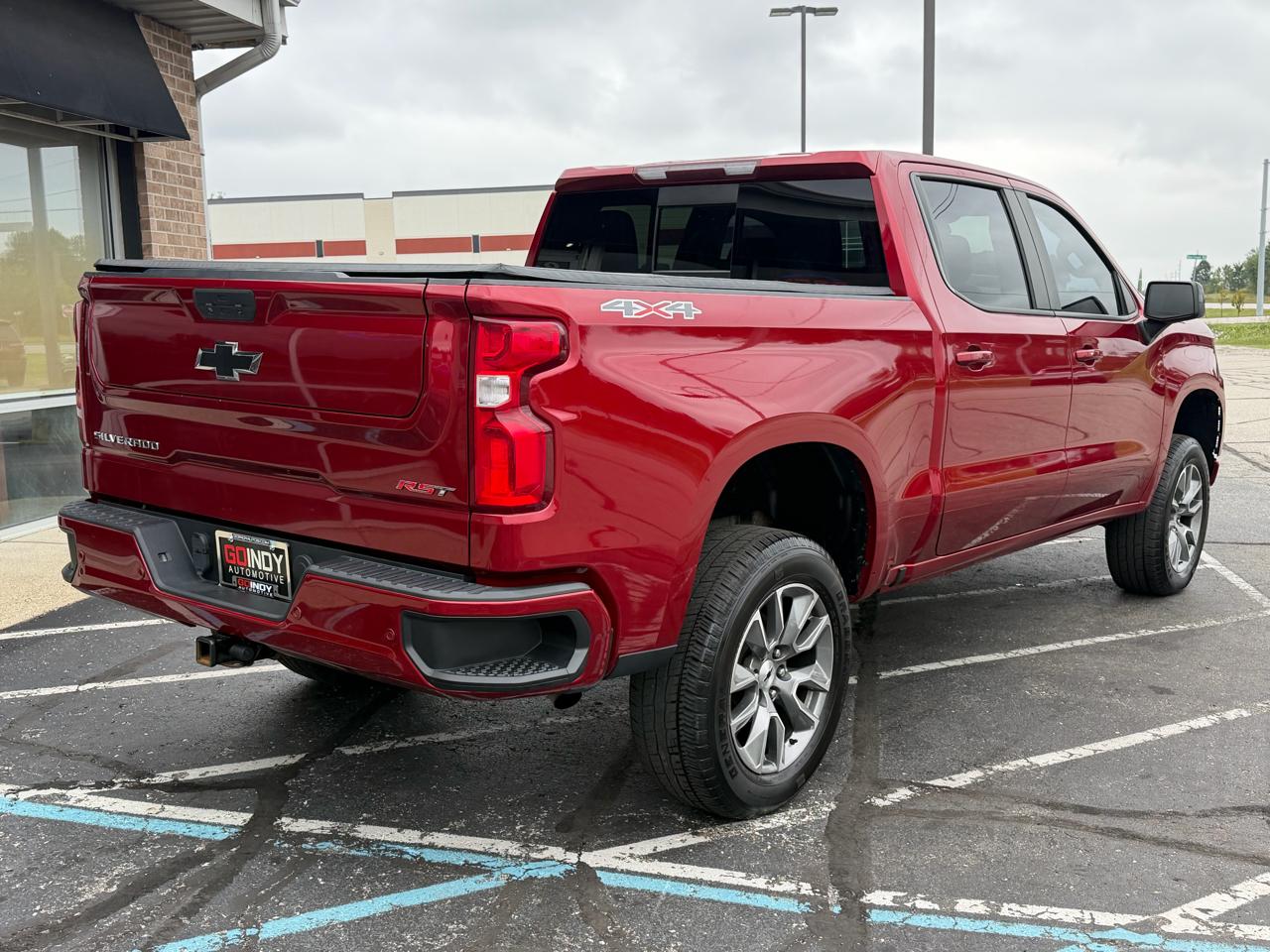Chevrolet Silverado 1500 4WD Crew Cab 147" RST 2021