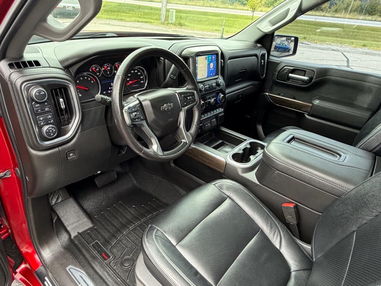 Chevrolet Silverado 1500 4WD Crew Cab 147" RST 2021