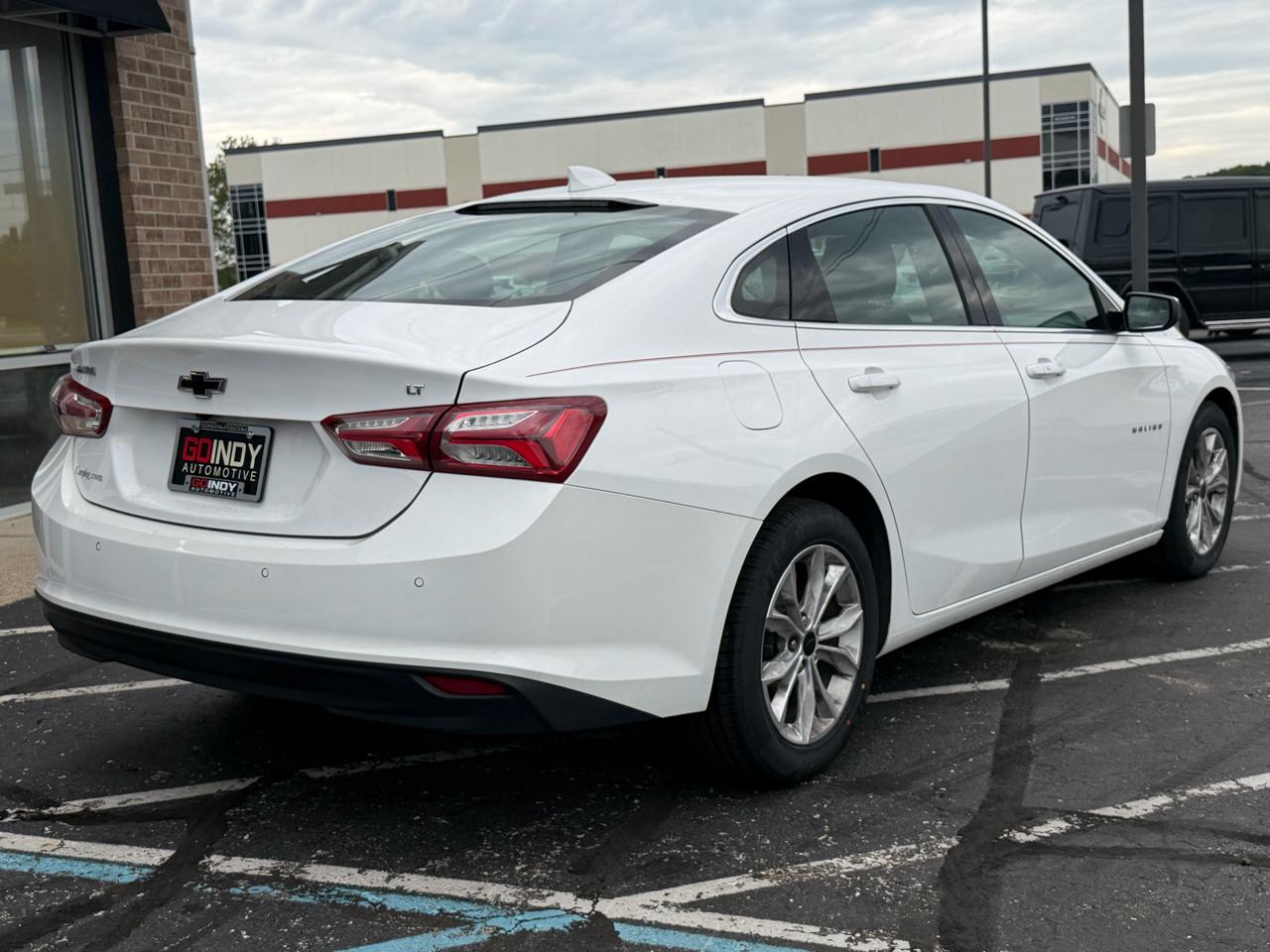 Chevrolet Malibu 4dr Sdn LT 2021