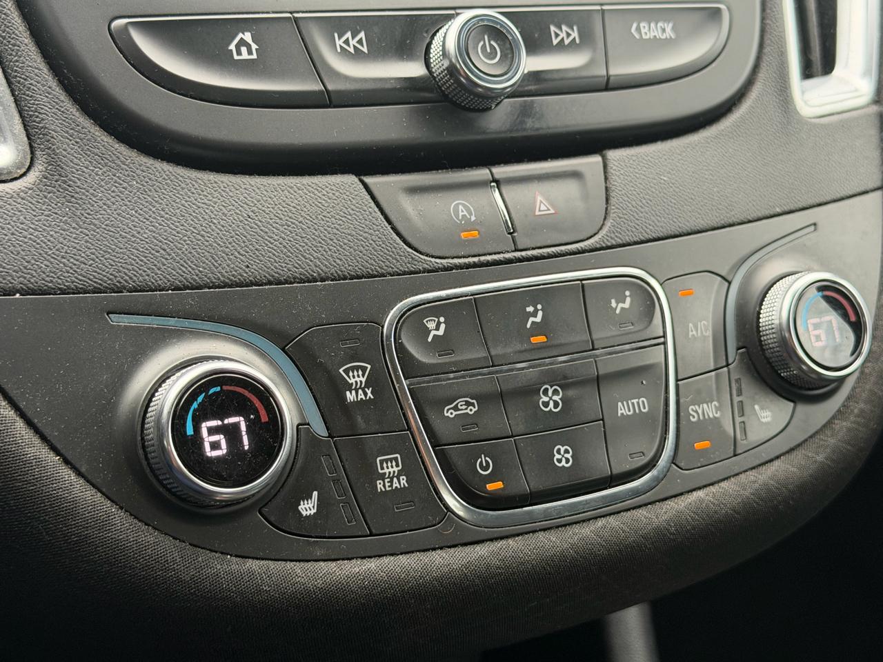 Chevrolet Malibu 4dr Sdn LT 2021