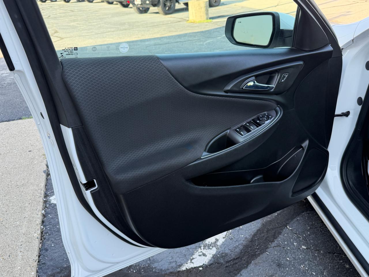 Chevrolet Malibu 4dr Sdn LT 2021